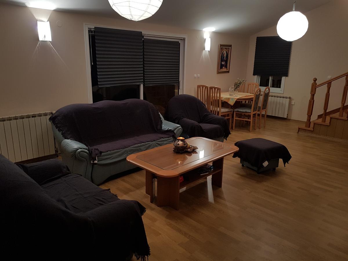 Guest House Kravica Liyubuşka Dış mekan fotoğraf