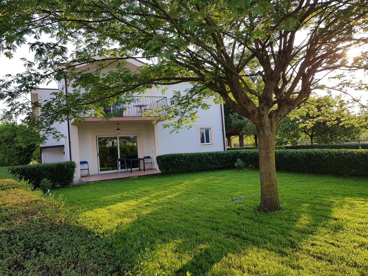 Guest House Kravica Liyubuşka Dış mekan fotoğraf